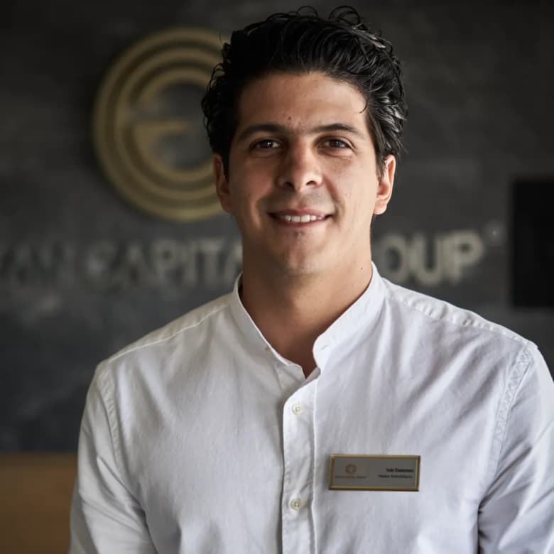 Luis Casanova — Residential & Expat Specialist