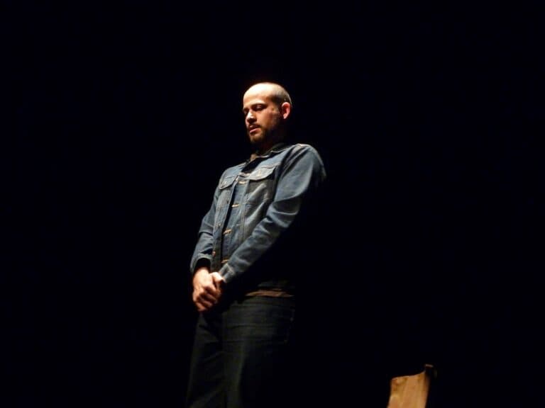 This Tuesday, attend the presentation of the work “An act of communion”, by Lautaro Vilo.